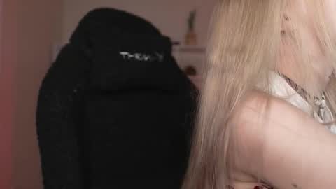  REYNA  next stream is 11h of Feb online show from February 14, 3:14 pm