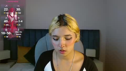 Snapshot of april__bunny chatting on December 11, 8:07 pm April Bunny online show from December 11, 8:07 pm