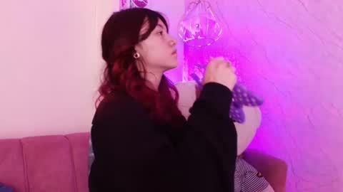   online show from October 15, 12:19 pm