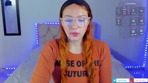 Snapshot of april_sommers chatting on September 15, 11:40 am  April  online show from September 15, 11:40 am