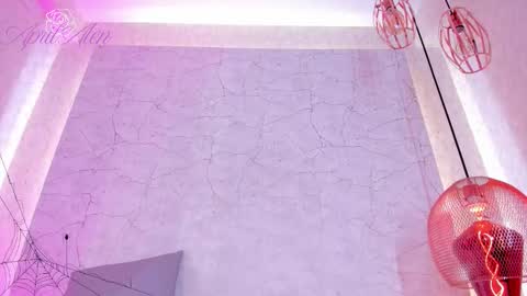 April online show from October 31, 7:56 am