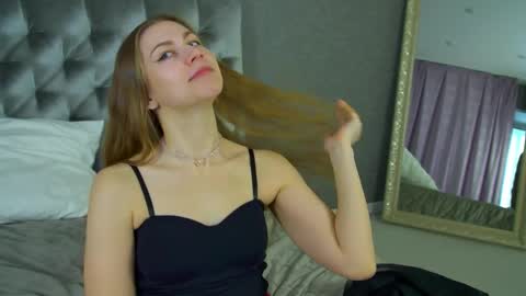 AprilSpring online show from March 27, 4:47 am