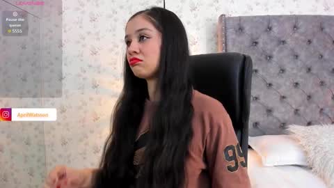 Snapshot of aprilwatson chatting on September 25, 7:01 pm April online show from September 25, 7:01 pm