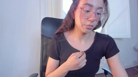 Ari Wilde online show from February 26, 3:44 pm