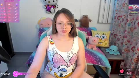 Snapshot of aria_alaia chatting on January 30, 1:00 am Linda online show from January 30, 1:00 am