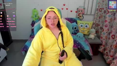 Snapshot of aria_alaia chatting on March 12, 1:47 am Linda online show from March 12, 1:47 am
