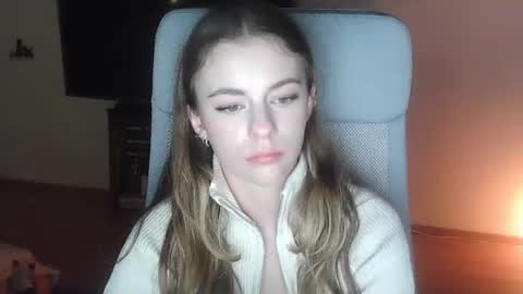 AriaCreazy online show from November 3, 9:19 pm