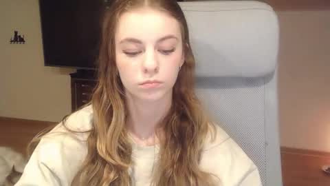 Snapshot of ariacreazy chatting on October 10, 8:36 pm AriaCreazy online show from October 10, 8:36 pm