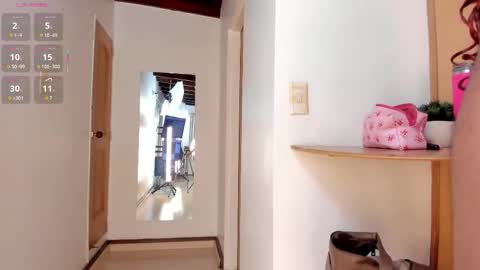 Aria Foster online show from September 20, 4:44 am