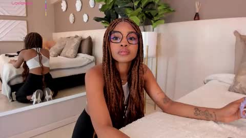 Aria Foster online show from November 14, 4:12 am