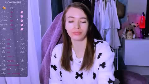 Ari online show from November 24, 7:32 am