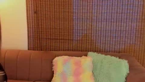 Ariana Cruz online show from June 11, 12:57 pm