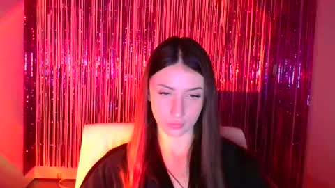 Snapshot of ariana_muur chatting on September 26, 6:44 am Ariana online show from September 26, 6:44 am