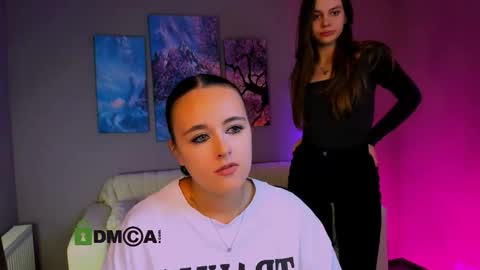 Snapshot of ariana_ross7 chatting on September 24, 3:44 pm ariana_ross7 online show from September 24, 3:44 pm