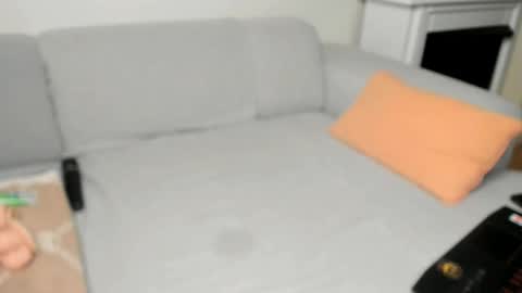 Ariana  Steven online show from September 25, 5:55 pm