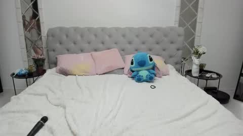 Snapshot of arianightx chatting on March 1, 3:10 am arianightx online show from March 1, 3:10 am