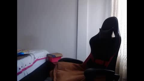 ariannaloovel online show from January 29, 6:07 pm