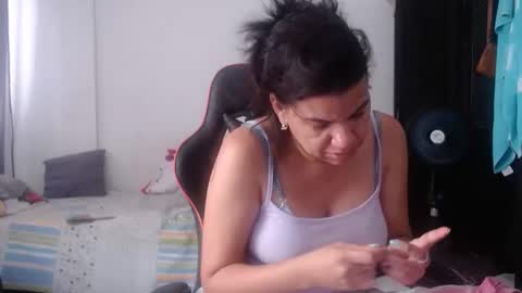 ariannaloovel online show from April 14, 6:41 pm