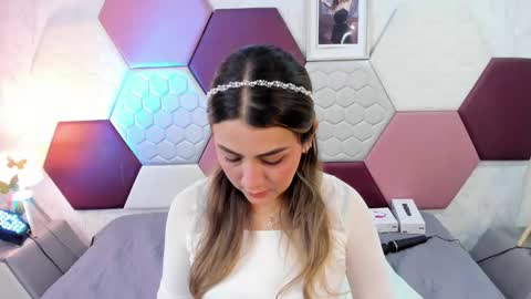 aria online show from May 1, 4:54 pm