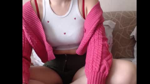 Snapshot of ariel_la chatting on September 30, 7:58 am Ariella online show from September 30, 7:58 am