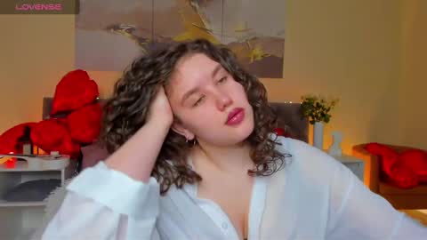 Snapshot of ariella_sol chatting on February 13, 1:19 am Ariella GTM3 Tue Wed Thu Fri Sat 0400 am-1030pm online show from February 13, 1:19 am