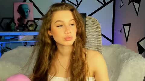 arielsykes online show from October 8, 6:56 pm