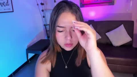  Arianna  online show from October 7, 1:37 pm