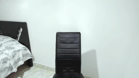 aristena_01 online show from March 3, 11:33 pm