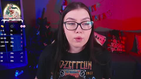 Snapshot of arizonaa_muse chatting on December 19, 12:34 pm Astrid online show from December 19, 12:34 pm