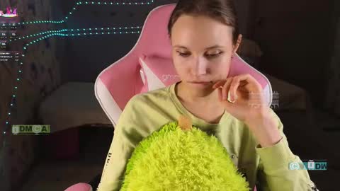 armurra online show from November 17, 2:51 pm