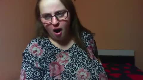 Snapshot of arriana98 chatting on December 23, 5:54 pm Arriana online show from December 23, 5:54 pm