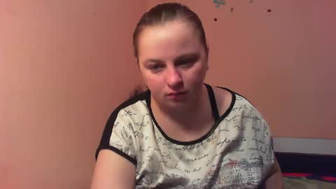 Snapshot of arriana98 chatting on March 6, 3:24 am Arriana online show from March 6, 3:24 am