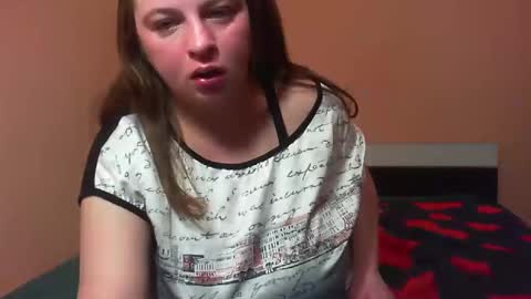 Snapshot of arriana98 chatting on February 18, 1:43 am Arriana online show from February 18, 1:43 am