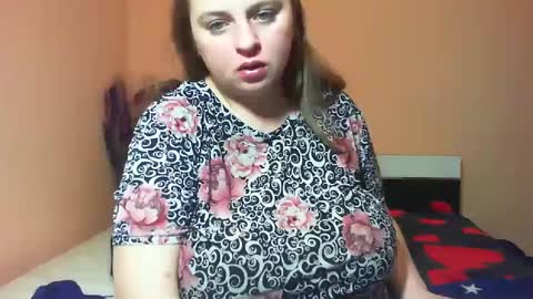 Snapshot of arriana98 chatting on December 21, 3:03 am Arriana online show from December 21, 3:03 am