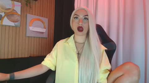    online show from November 27, 7:50 pm