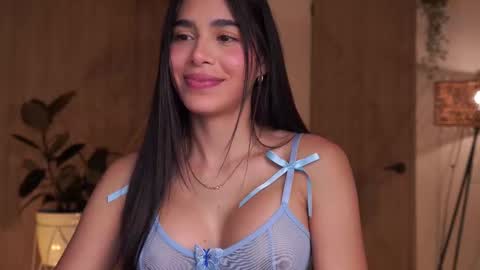 Snapshot of artemia_ chatting on October 1, 2:16 am Amanda online show from October 1, 2:16 am