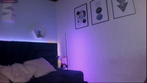 artemis_nyx online show from December 3, 9:06 pm