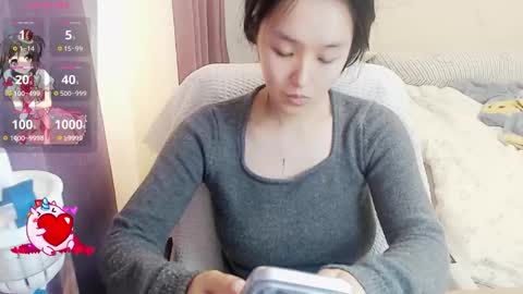 Lily online show from November 1, 4:27 am