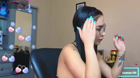 Asena online show from February 4, 5:45 pm