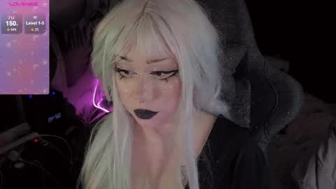 Sasha next stream December 4st  at  0000- 0030 am German time online show from February 17, 11:48 pm