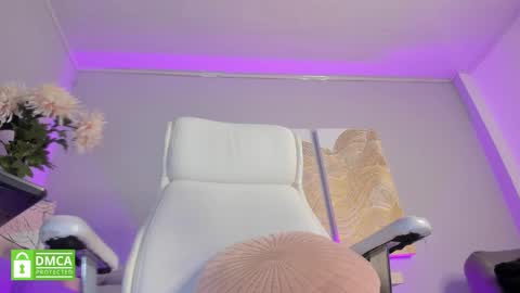 Ashley online show from December 14, 12:38 am