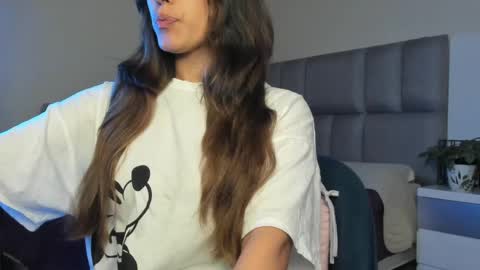 Snapshot of ashley_120 chatting on January 6, 11:31 pm Carolina online show from January 6, 11:31 pm