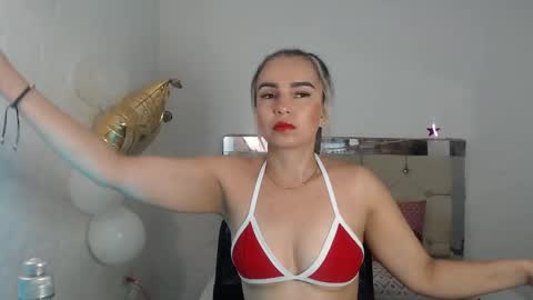 Snapshot of ashley__tylor chatting on January 23, 1:08 am ashley__tylor online show from January 23, 1:08 am