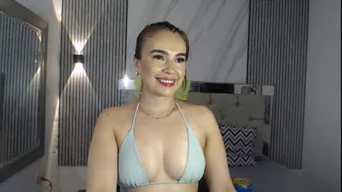 Snapshot of ashley__tylor chatting on September 13, 2:19 am ashley__tylor online show from September 13, 2:19 am