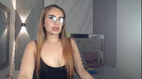Snapshot of ashley__tylor chatting on September 14, 2:42 am ashley__tylor online show from September 14, 2:42 am