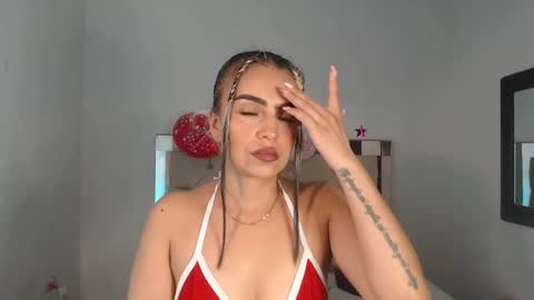 Snapshot of ashley__tylor chatting on February 14, 2:07 am ashley__tylor online show from February 14, 2:07 am