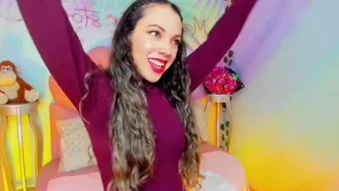 Ashley  online show from June 9, 2:05 pm