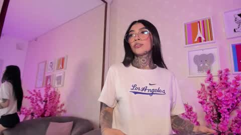 ashley_blum_ online show from March 14, 12:50 pm