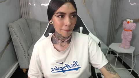 ashley_blum_v online show from October 7, 8:24 pm