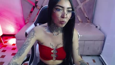 ashley_blum_v online show from October 26, 9:10 pm